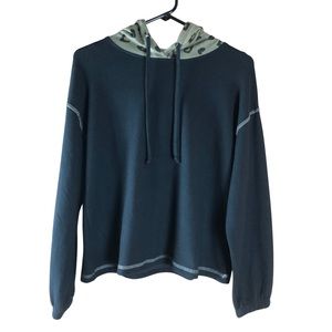 Como Blu NWT Lightweight Super Soft Black with Animal Print Hooded Pullover